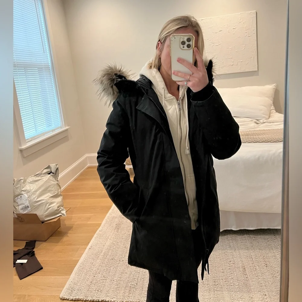 Aritzia TNA Parka - Picture 5 of 8